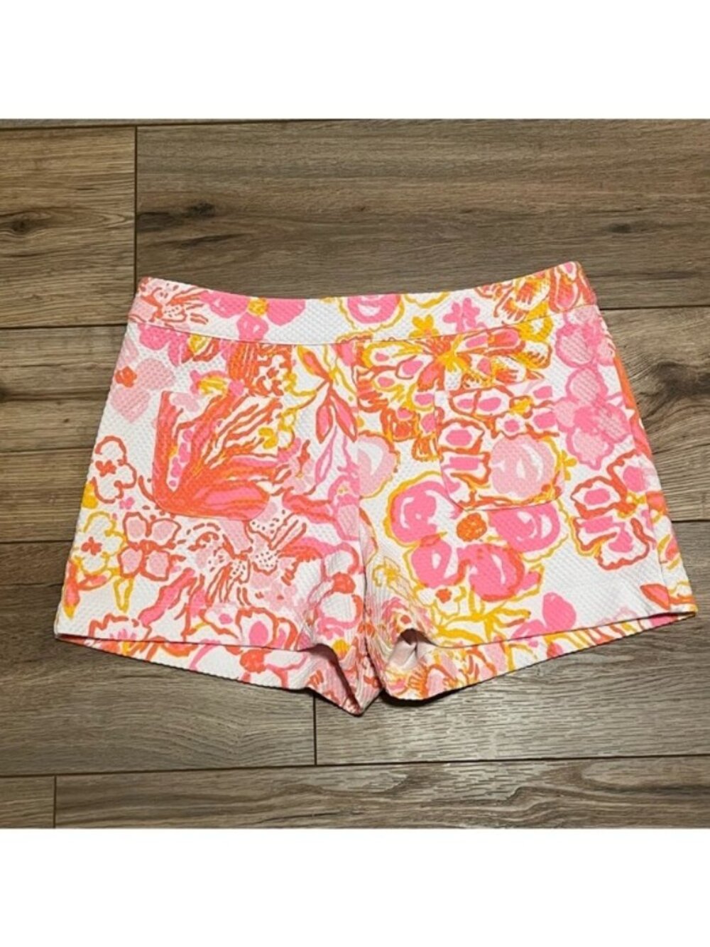 Lilly Pulitzer Alycia Floral Shorts SZ 4 Happiness Is Resort Pink Orange